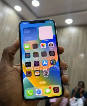 Apple iPhone XS Max 64 GB White
