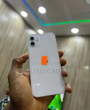 Apple iPhone 12 64 GB White