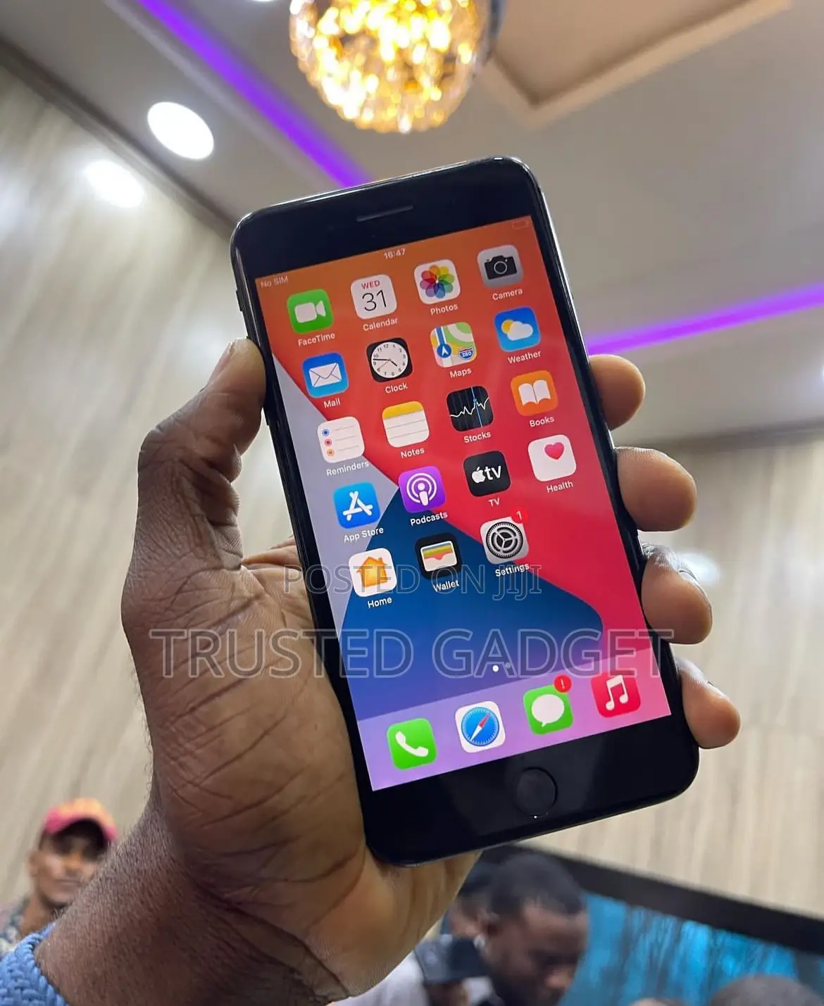 Apple iPhone 8 Plus 64 GB Black