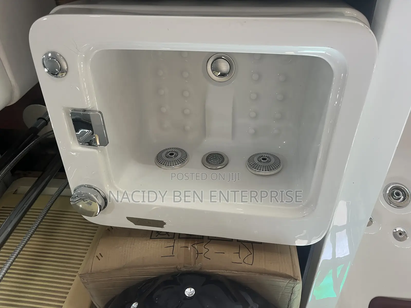 Pedicure Machine
