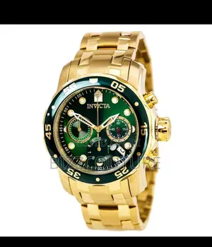 Photo - Original Invicta Chronograph Gold Chain Watch Is Available