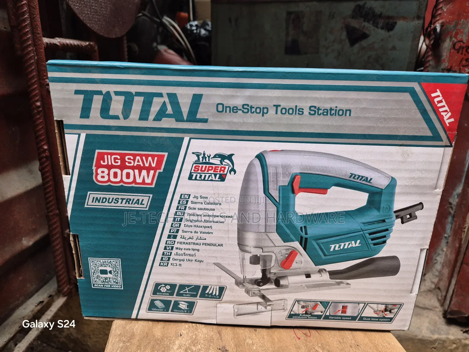 Jigsaw Machine 800W With Extra Blade