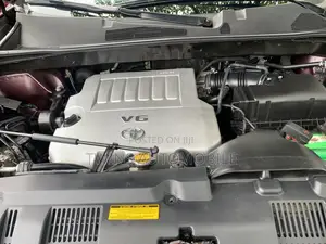 Toyota Highlander Limited 3.5l 4WD 2013 Burgundy