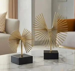 Metal Handicraft Furnishing Decorative Golden Geometry Line