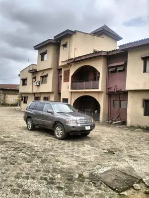 3bdrm Block of Flats in Egbeda Lagos, Iseri Olofin for sale