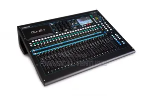 ALLEN HEATH QU-24 24 Channel Digital Mixer