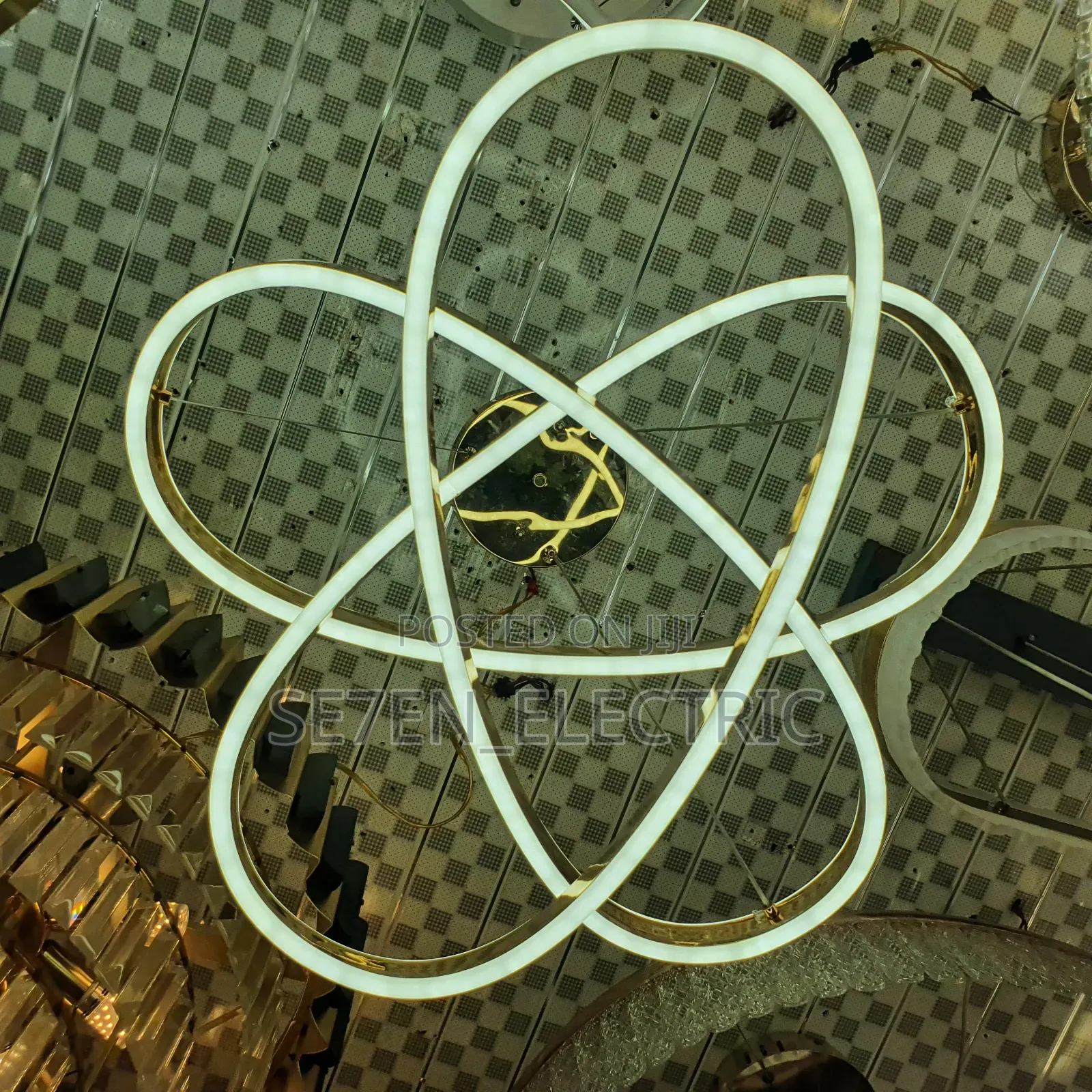 Chandelier Light Led Twisted Design