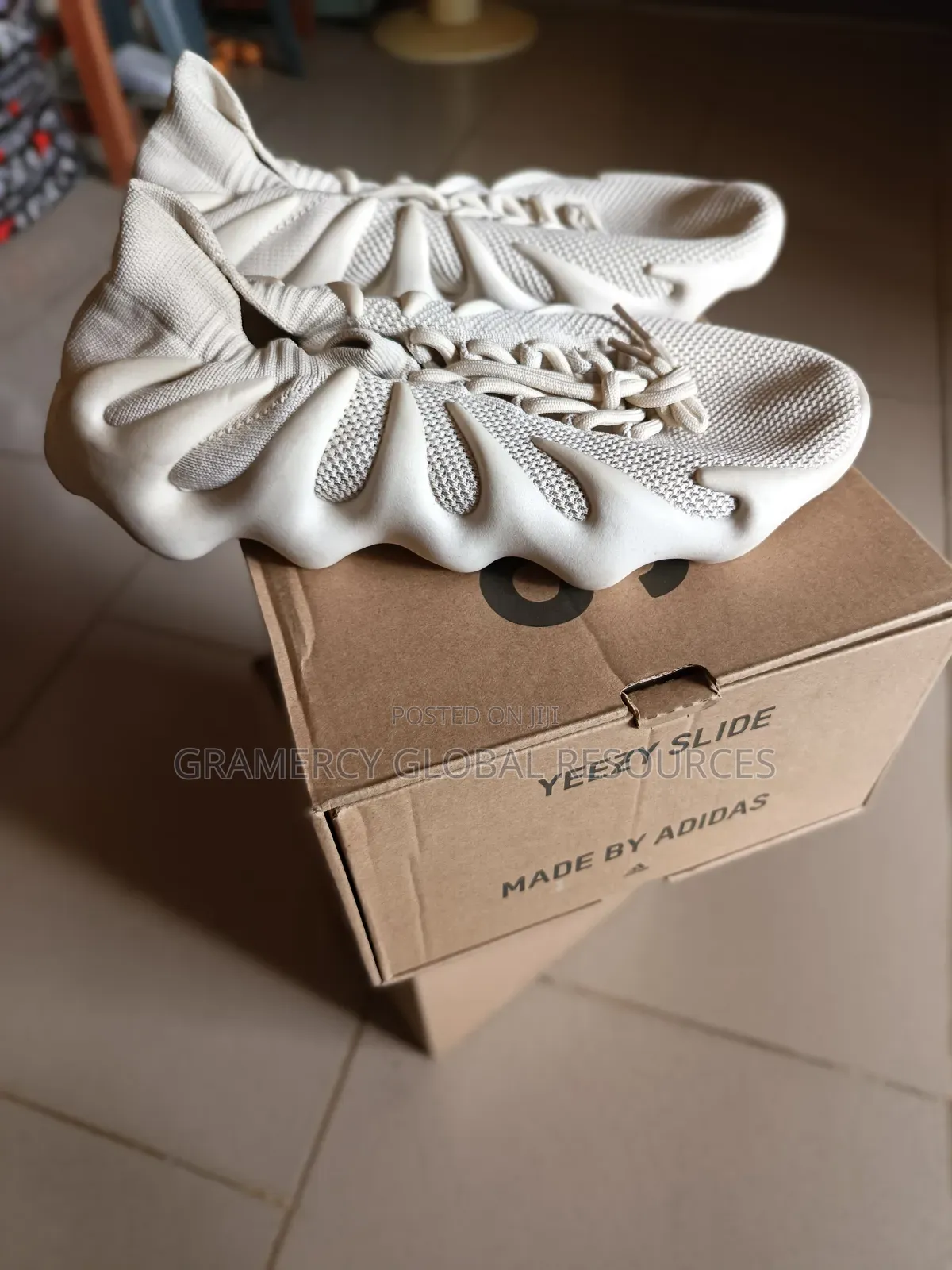 Yeezy 450 Sneakers (Cloud White/ Size 45)