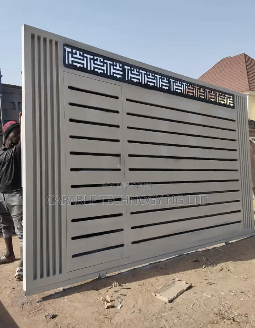 Standard Iron Gate