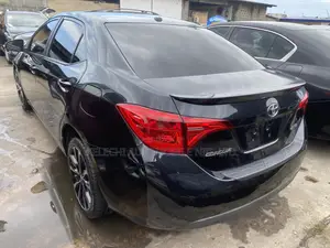Toyota Corolla 2017 Black