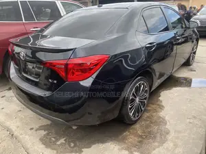Toyota Corolla 2017 Black