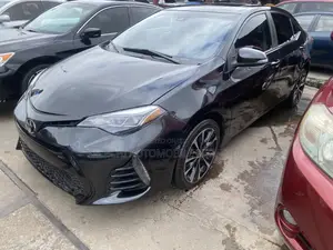 Toyota Corolla 2017 Black