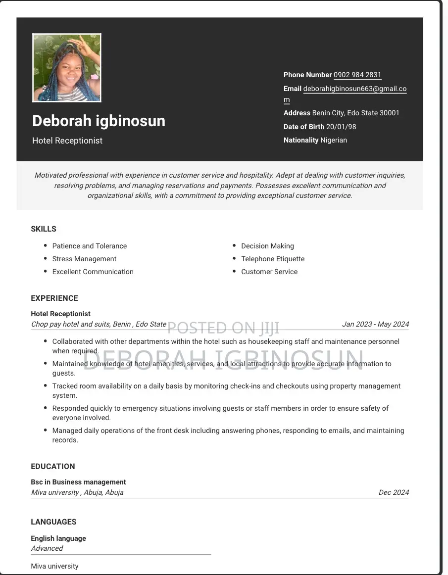 Receptionist