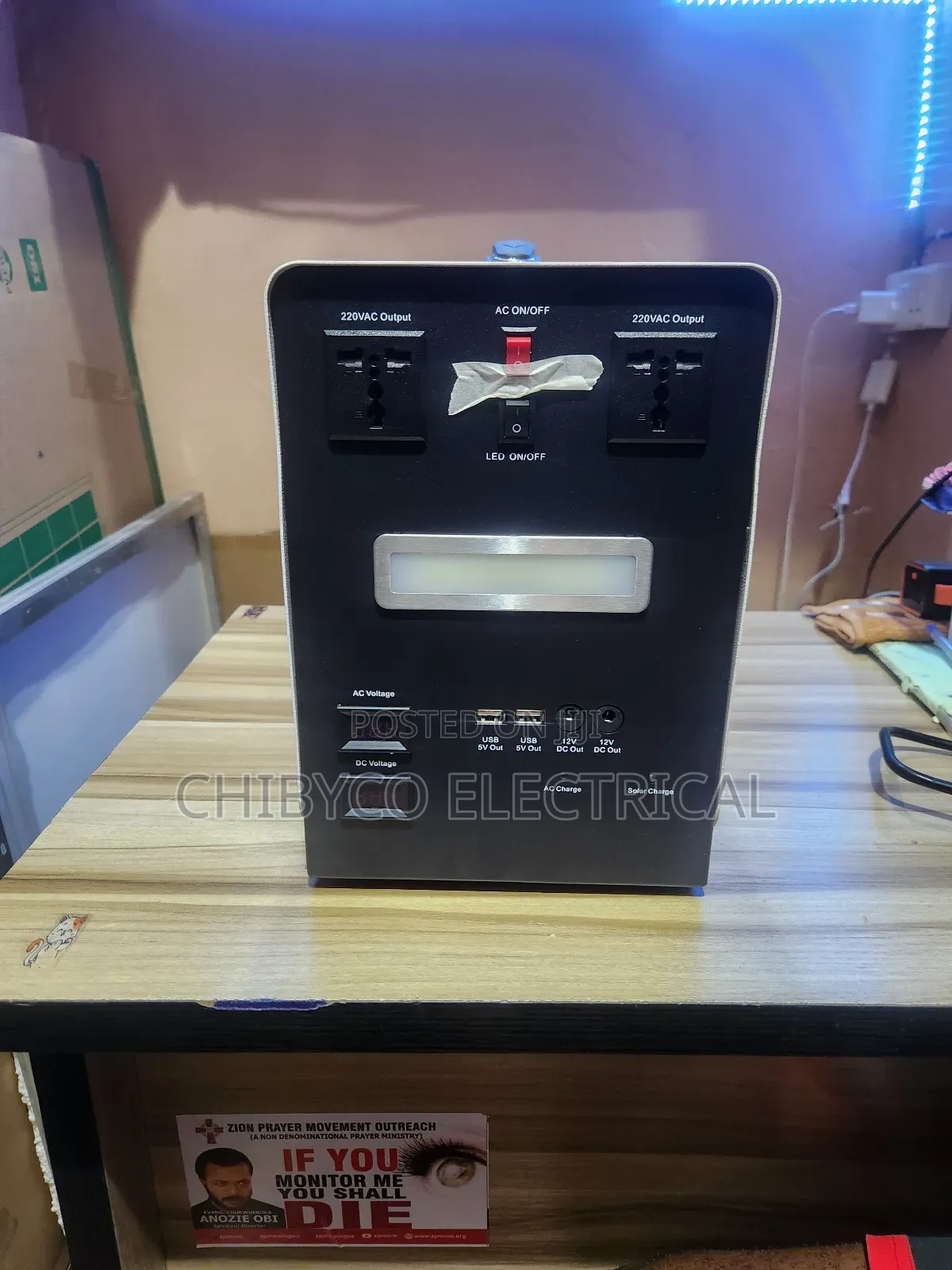 1500w All Top Solar Generator With 450w Panel