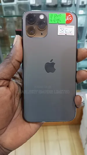 Apple iPhone 11 64 GB Black