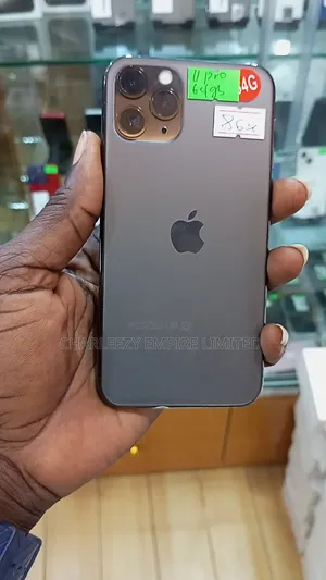 Apple iPhone 11 64 GB Black