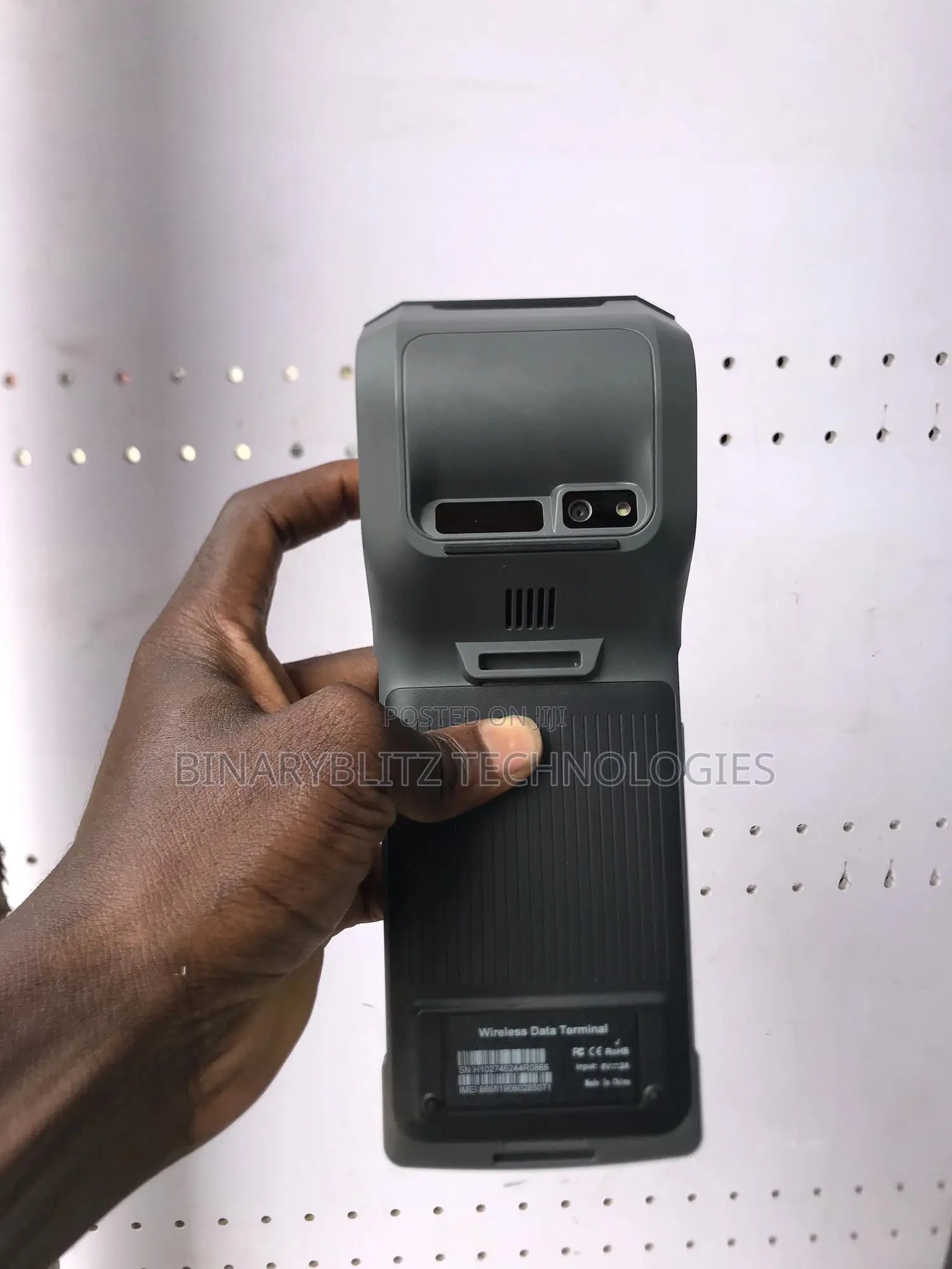 Handheld Smart Android 13.0 POS Terminal With NFC
