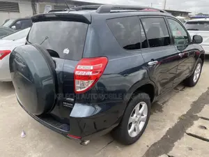 Toyota RAV4 2011 Black