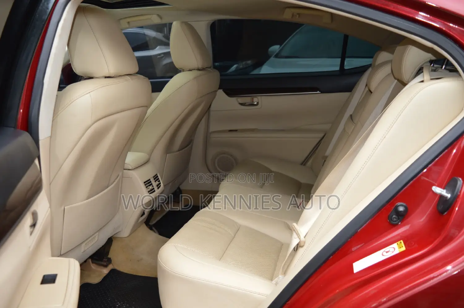 Lexus ES 2013 Red