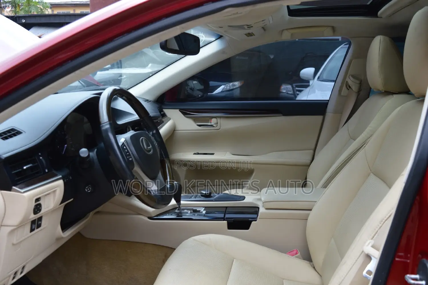 Lexus ES 2013 Red