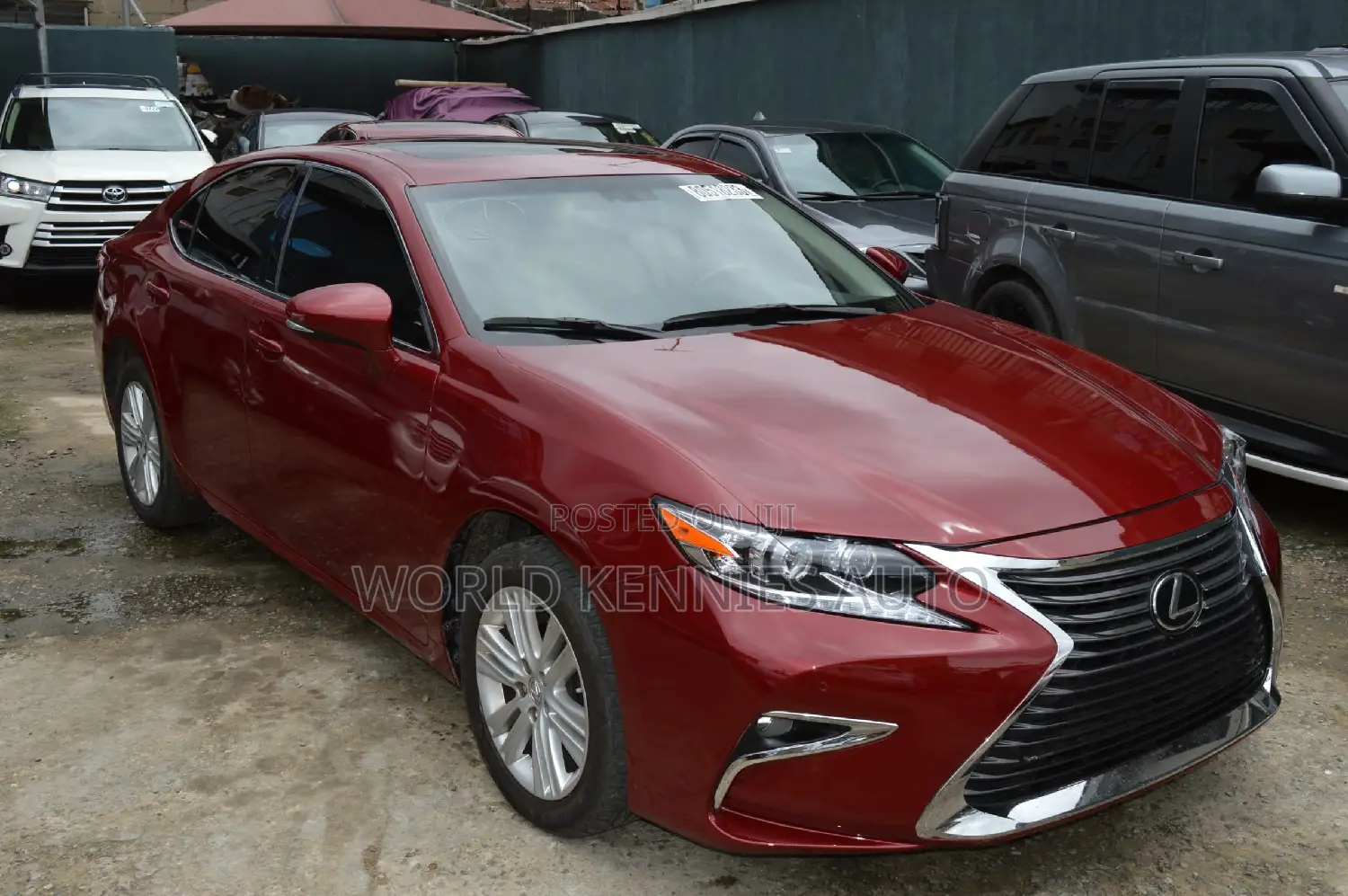 Lexus ES 2013 Red