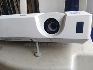London Used Projector With High Presentation