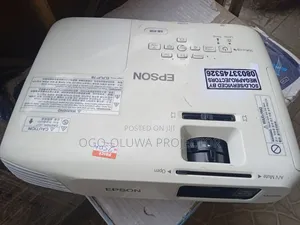 High Quality London Used Projector