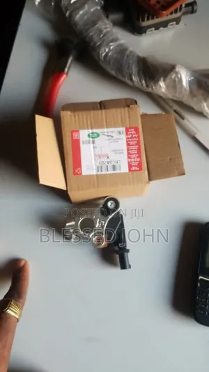 Range Rover Vogue 2015 Battery Tamina