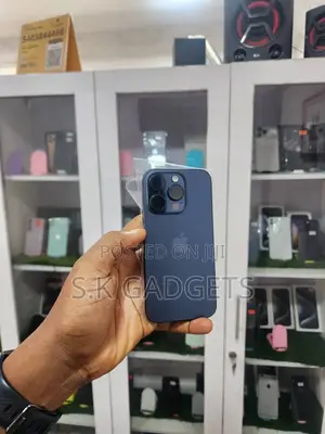 Apple iPhone 15 Pro 128 GB Blue