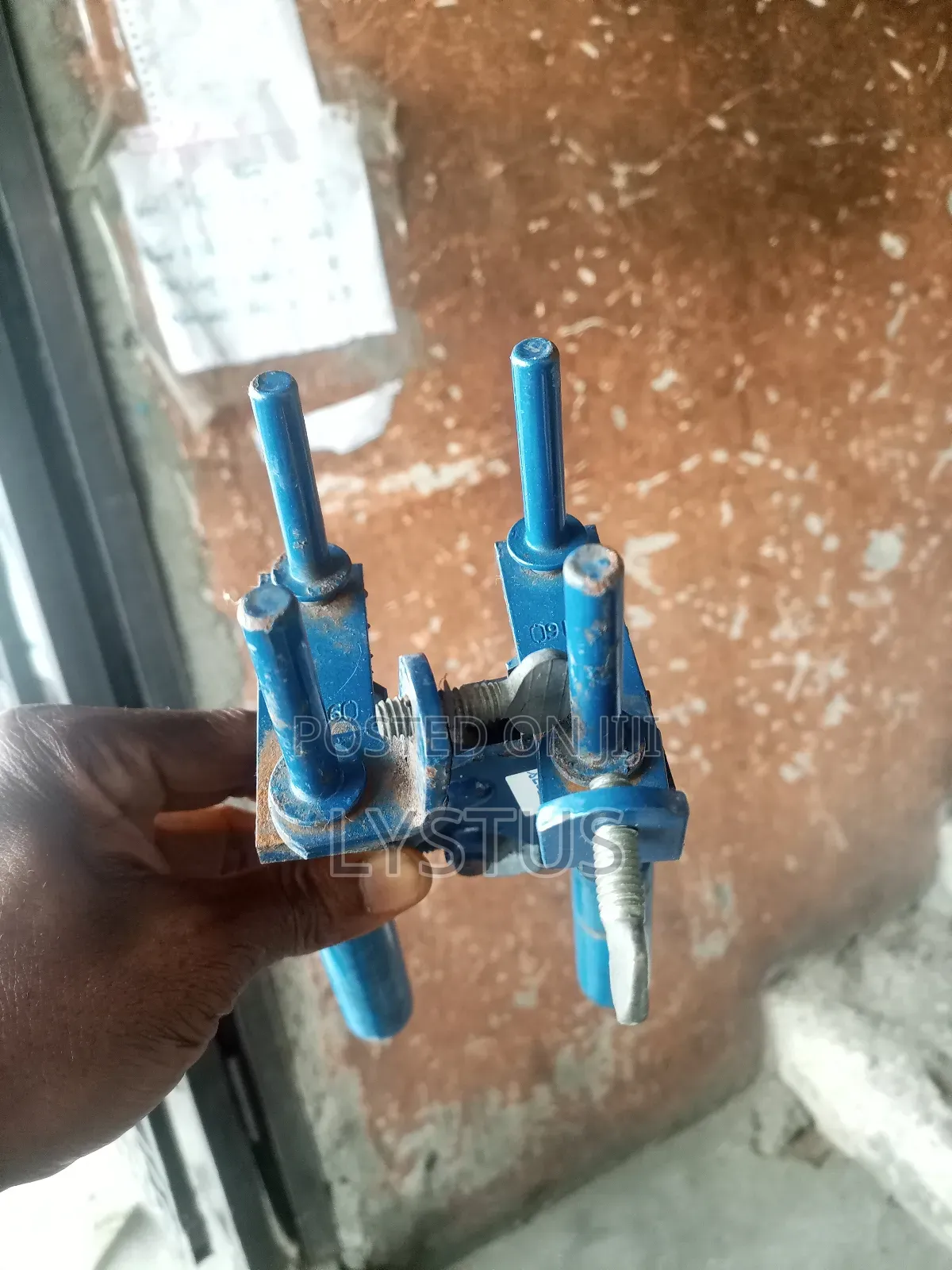 Cadweld Mold Handle Clamp Erico L160