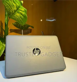 Laptop HP Stream 11 Pro G4 EE 4GB Intel Pentium SSD 60GB