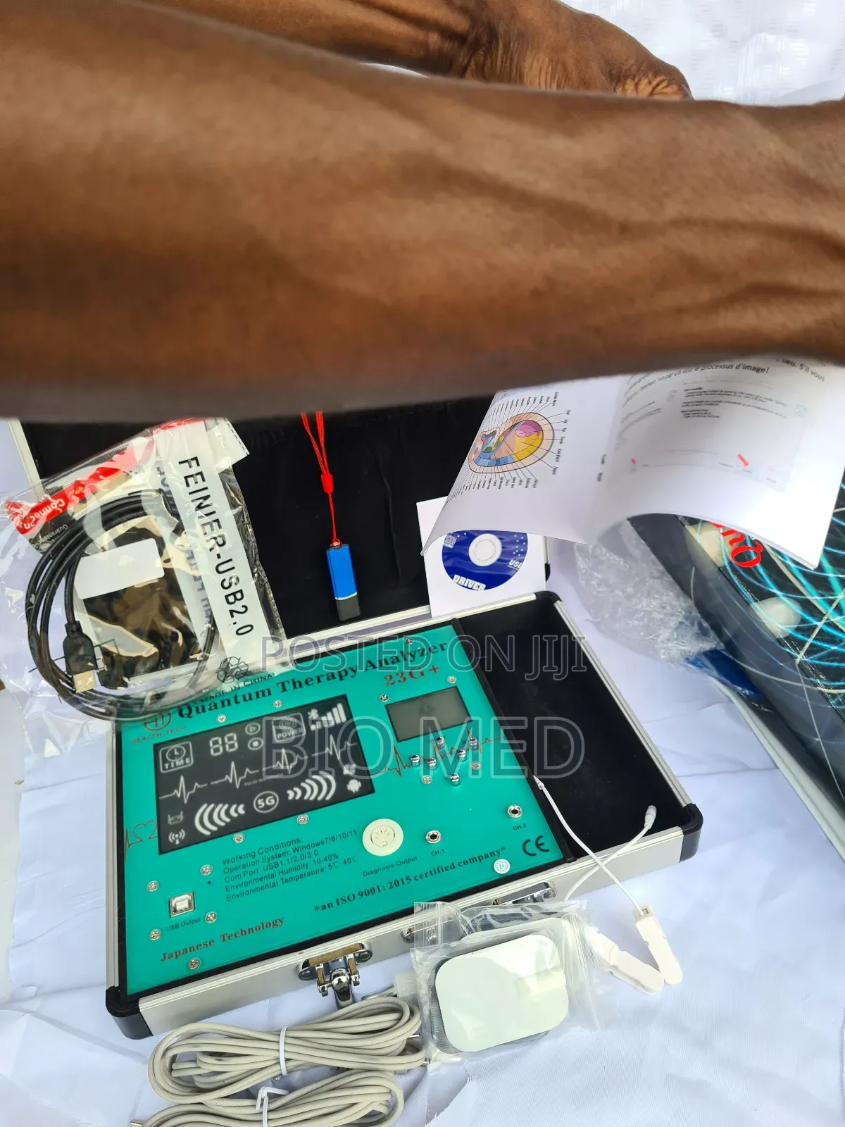 Quantum Resonance Magnetic Analyzer With Massage Function