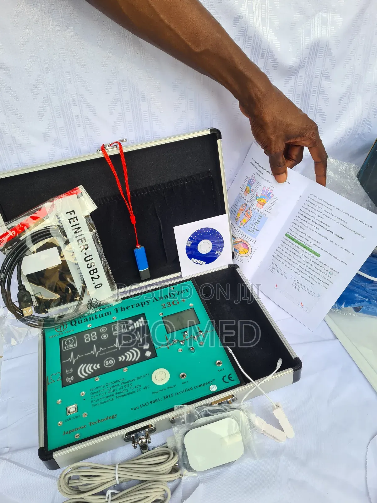 Quantum Resonance Magnetic Analyzer With Massage Function
