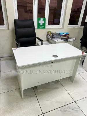 Top Quality Imported Office Table