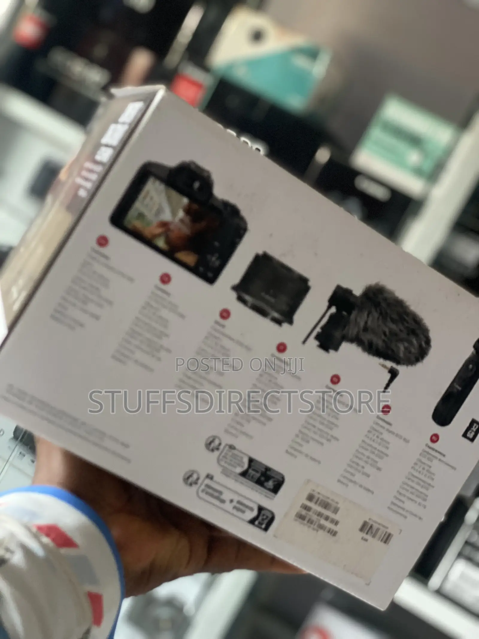 Canon EOS R50 Content Creator Camera Bundle Kit