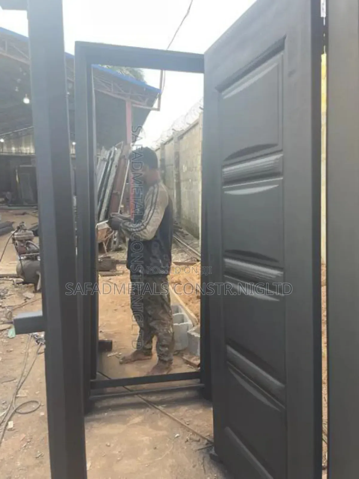 3ft Matte Bullet Doors