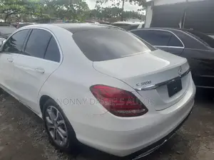 Mercedes-Benz C300 2016 White