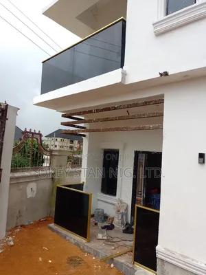 Tinted Frameless Glass Hand Rail
