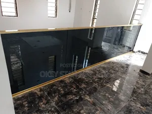 Tinted Frameless Glass Hand Rail