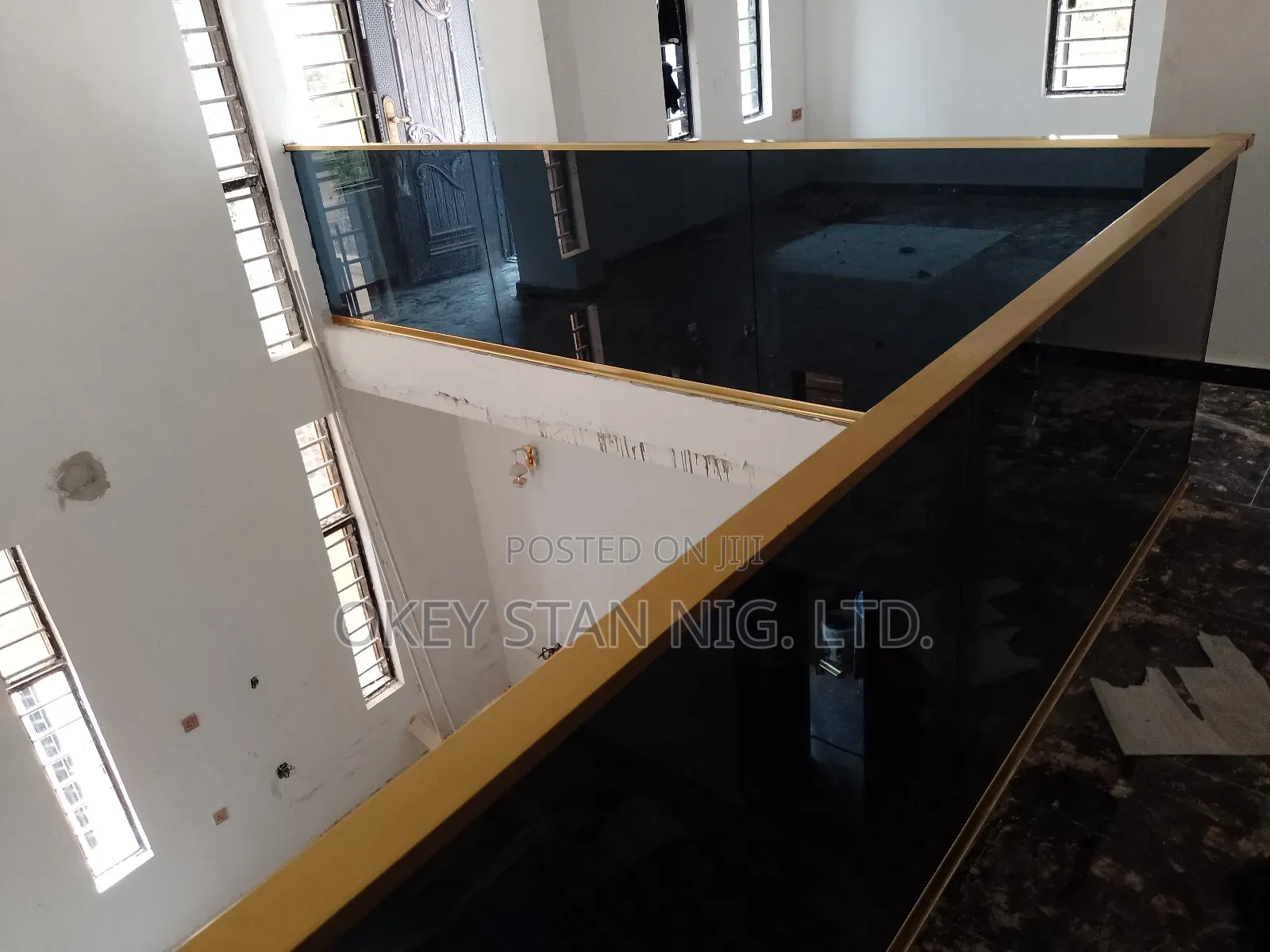 Tinted Frameless Glass Hand Rail