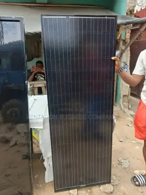 600watts Black Frame Jinko Solar Panels