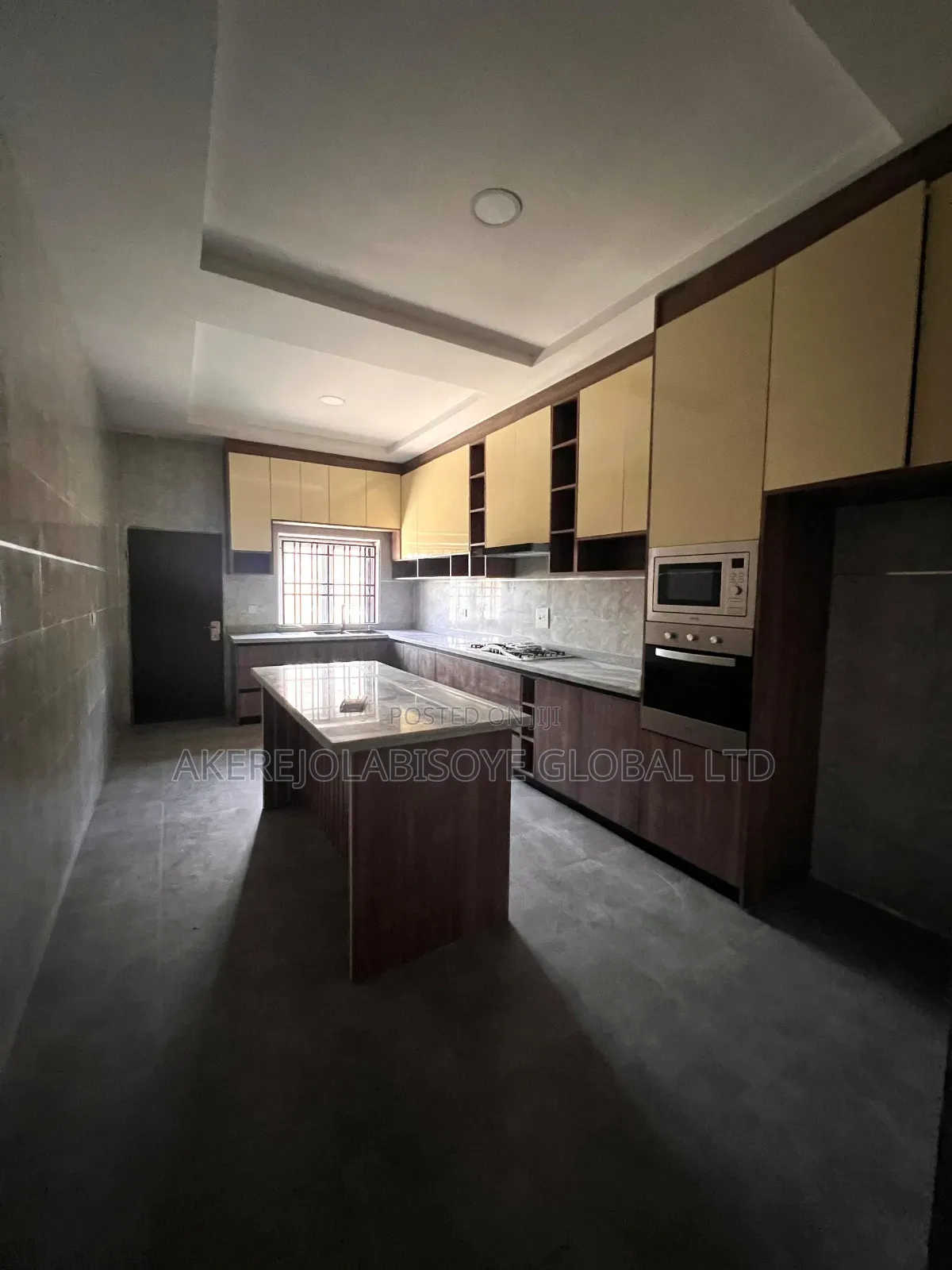 5bdrm Duplex in Guzape for rent