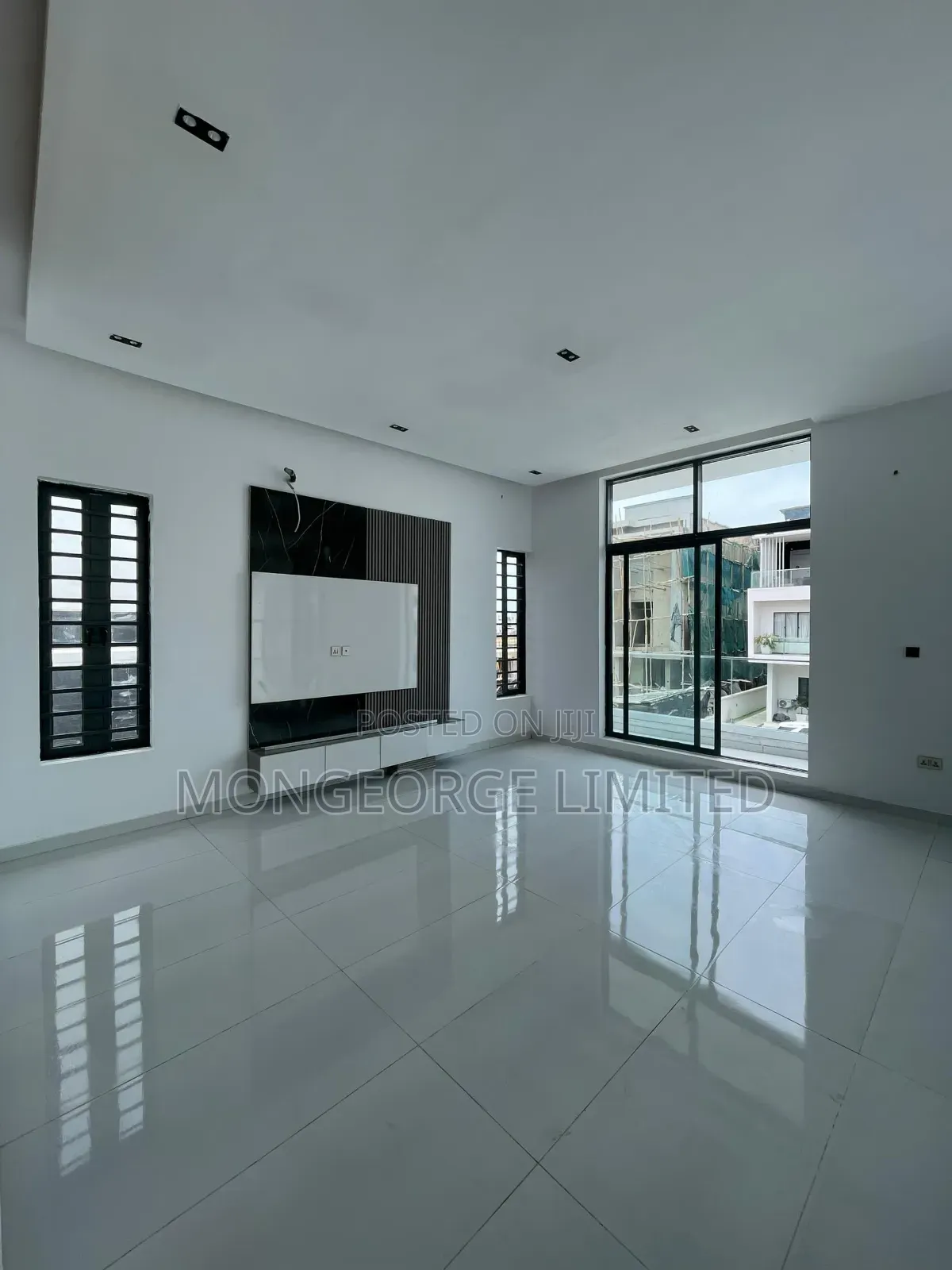 5bdrm Duplex In Ikota For Sale