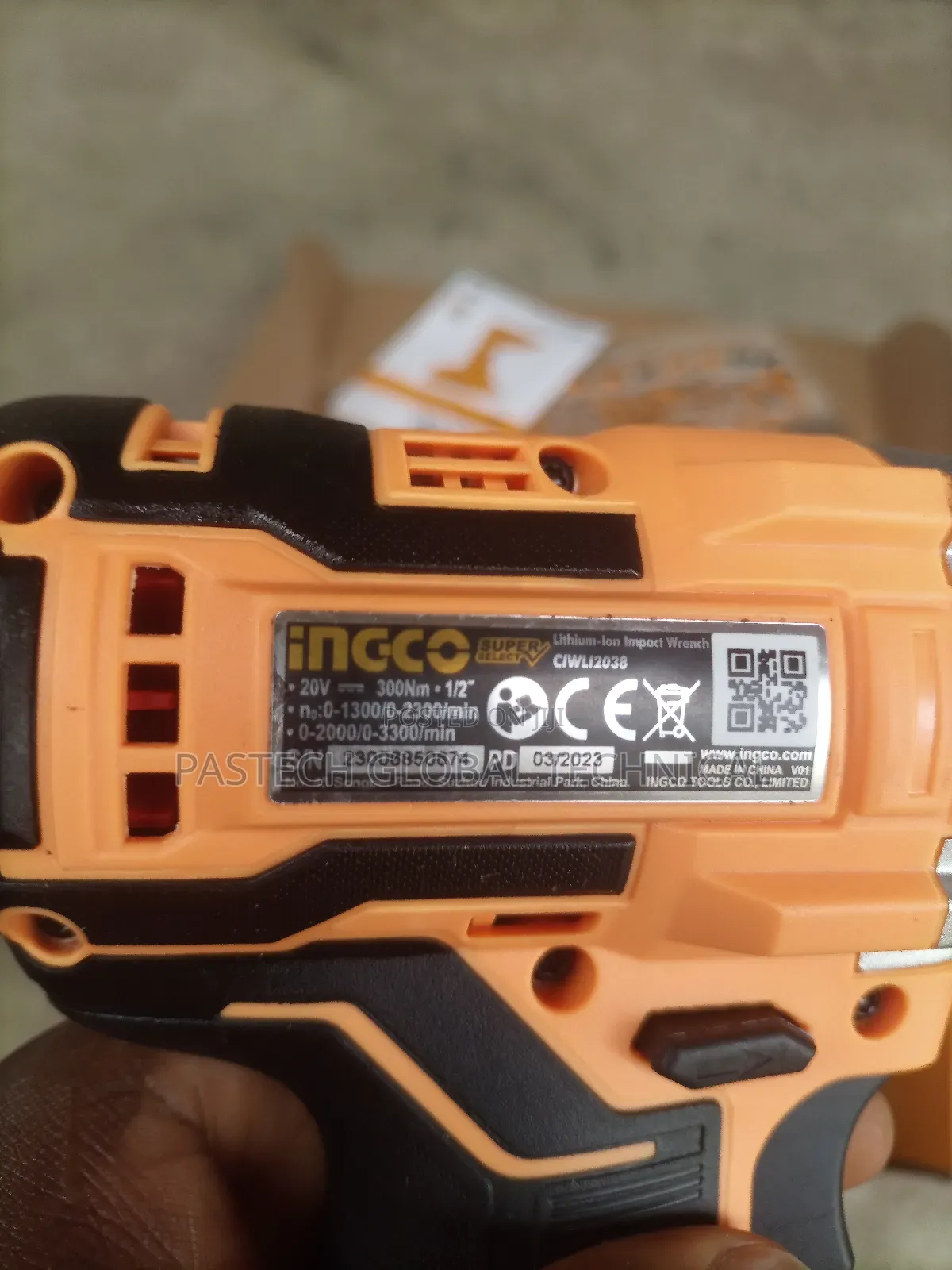 1/2" Ingco Cordless Impact Wrench Socket Machine