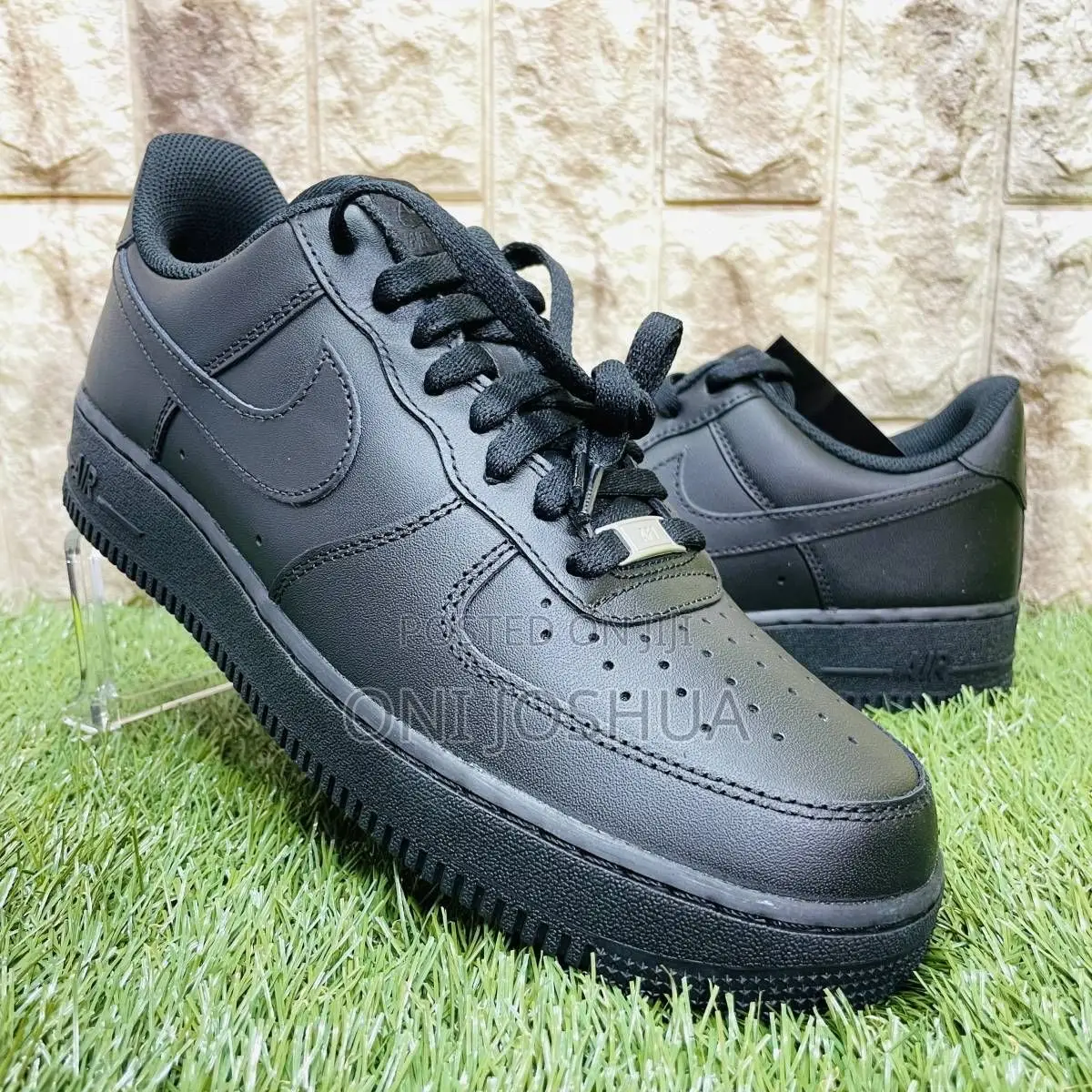 Graded Original Black Nike Airforce