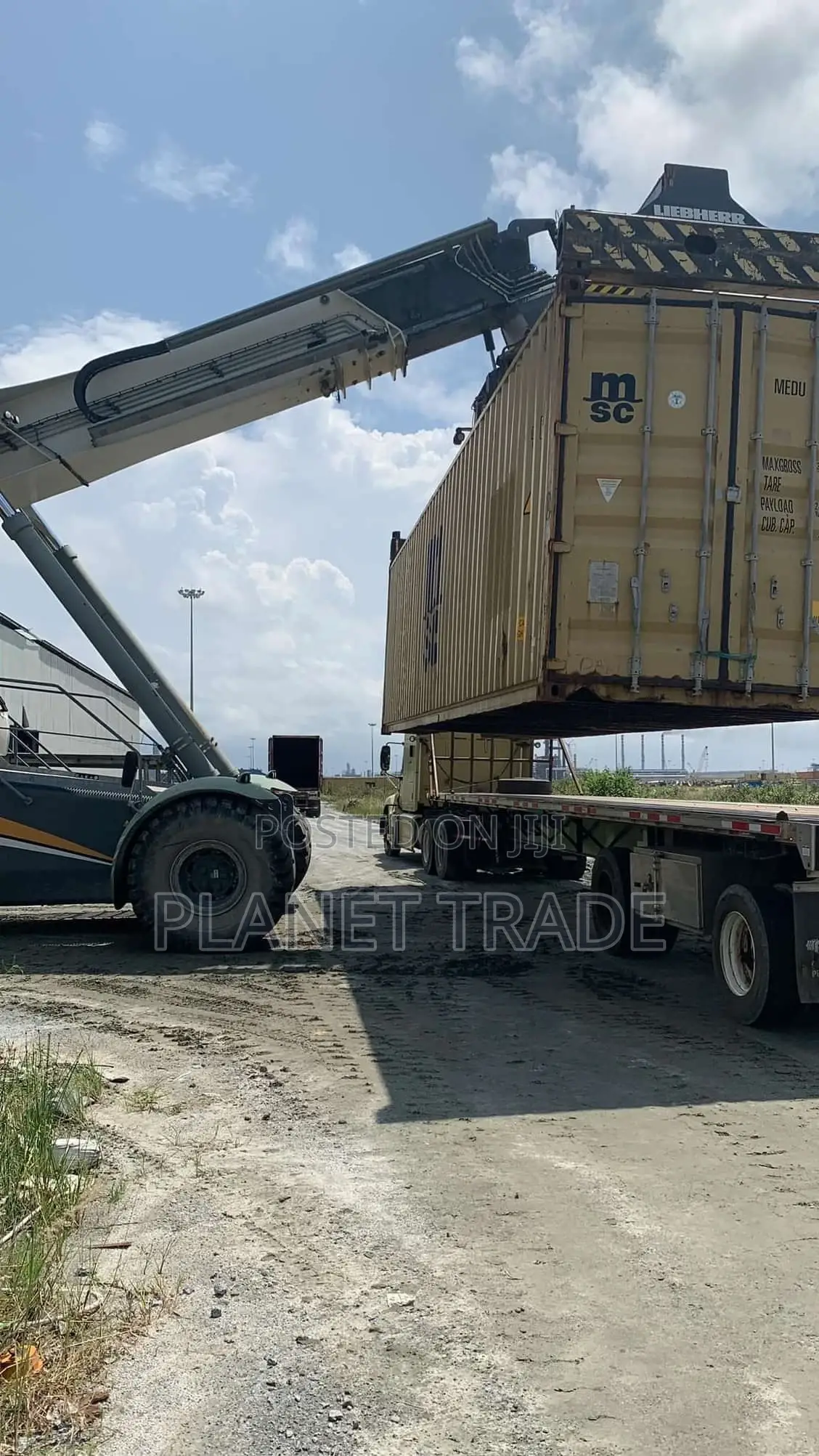 Clean 40ft Container Available in Large Quantities