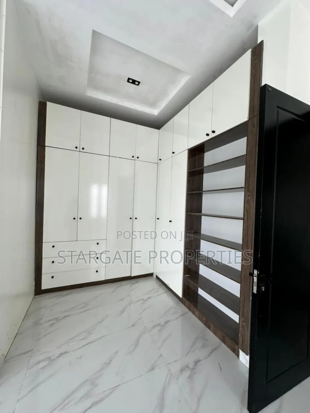 4bdrm Duplex in Ajah for sale