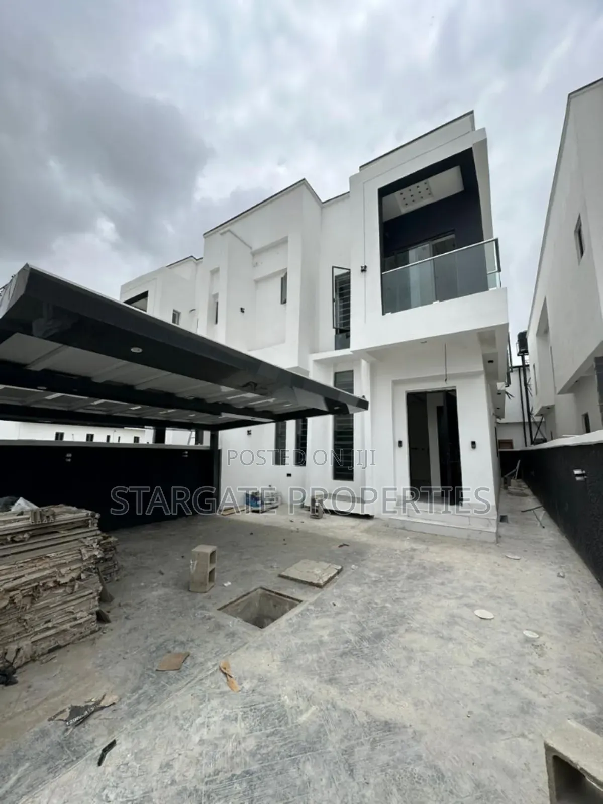 4bdrm Duplex in Ajah for sale