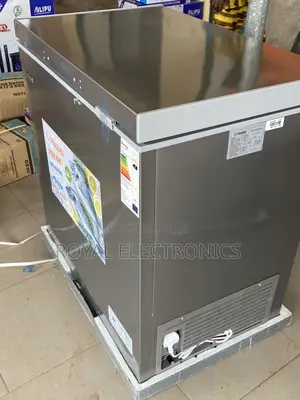 Brand New Chest Freezer 170L With Interior Light(118W Power)