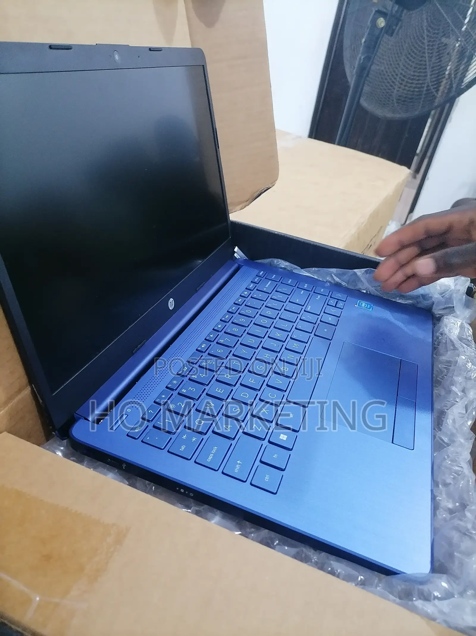 New Laptop HP Stream 14 4GB Intel Celeron eMMC 60GB